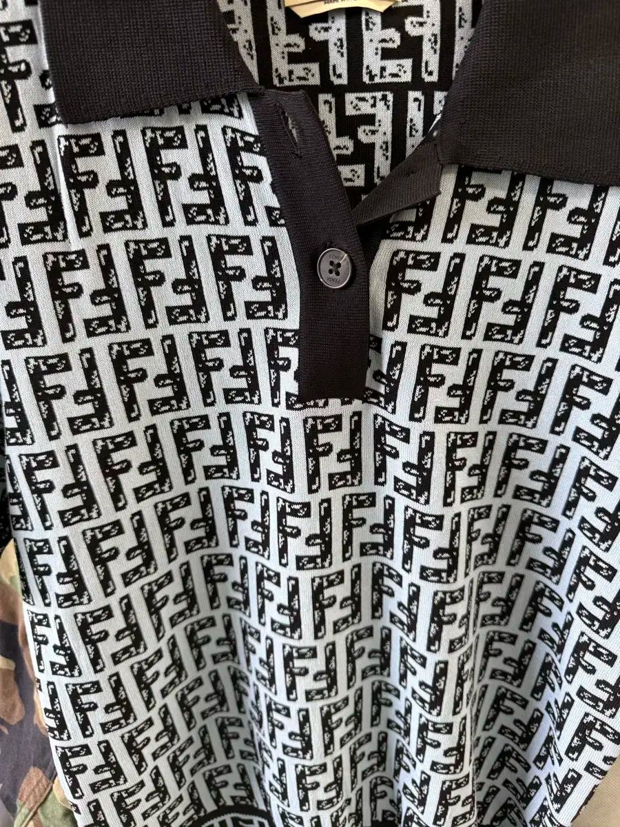 FENDI(フェンディ) ニット 半袖 - メルカリ
