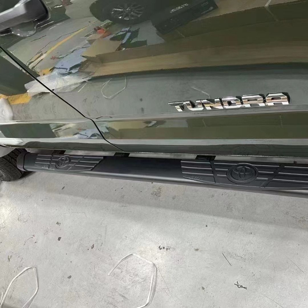 純正TRDステップバー