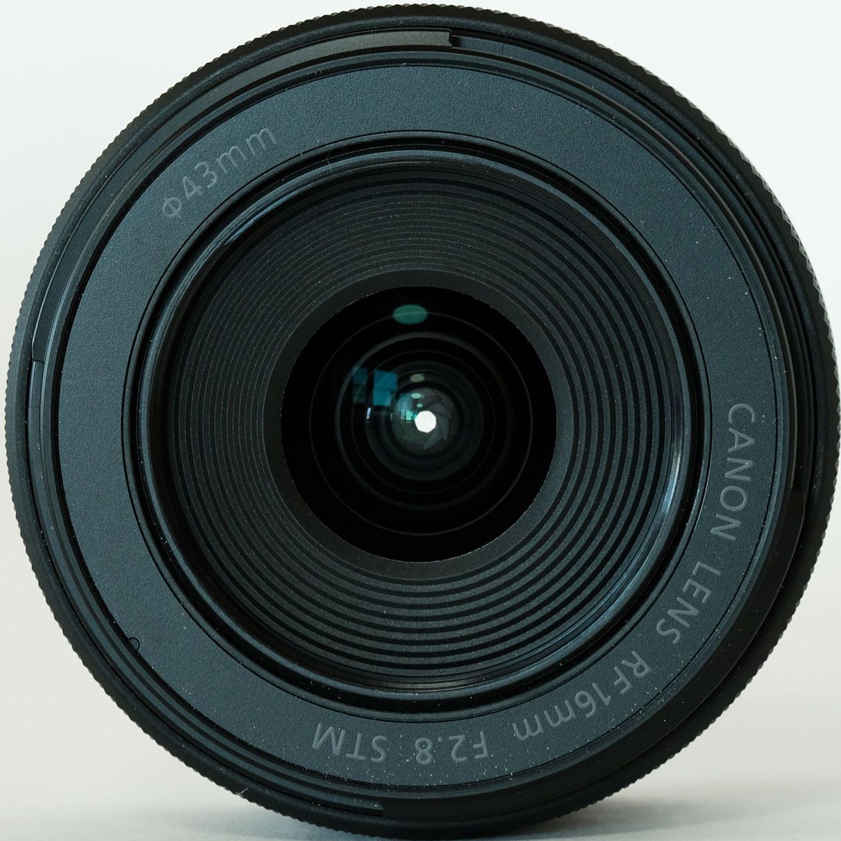 美品】Canon RF 16mm F2.8 STM フィルター付き