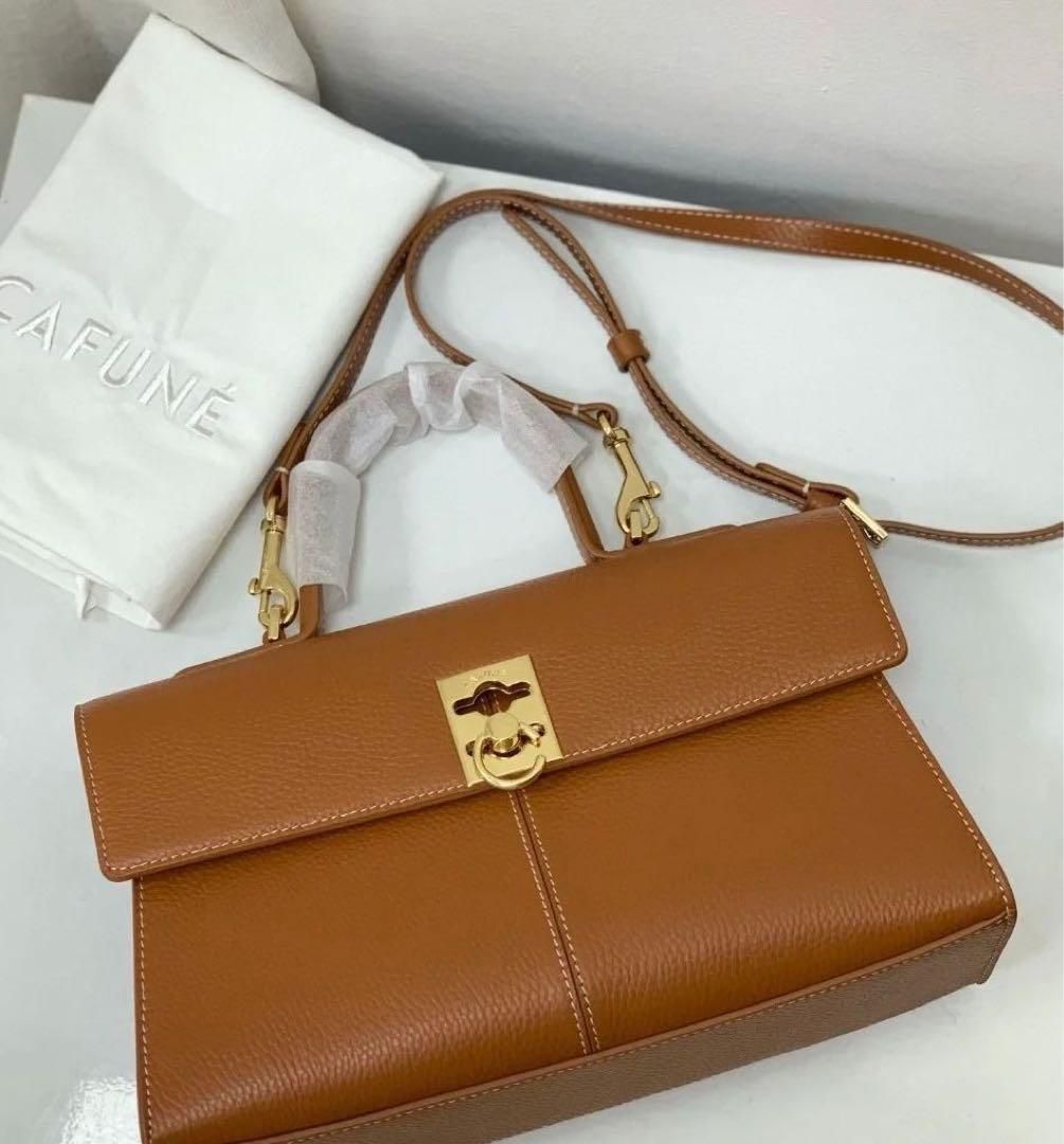 カフネ正規品　 STANCE WALLET ホワイト クロコダイル風ハンドバッグ カフネ STANCE WALLET ホワイト クロコダイル風ハンドバッグ カフネ