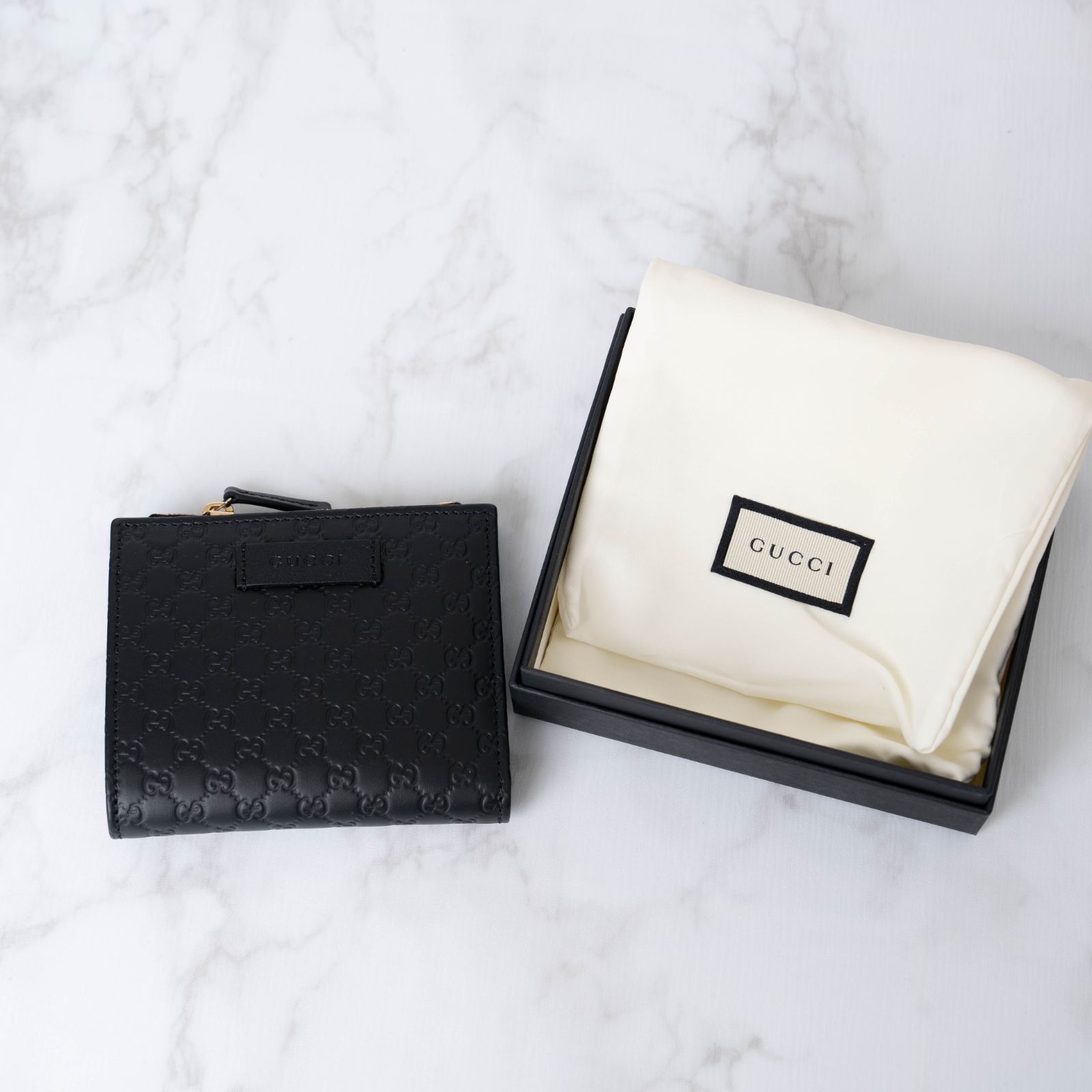 GUCCI グッチ グッチシマ 二つ折り財布 510318 BMJ1G 1000