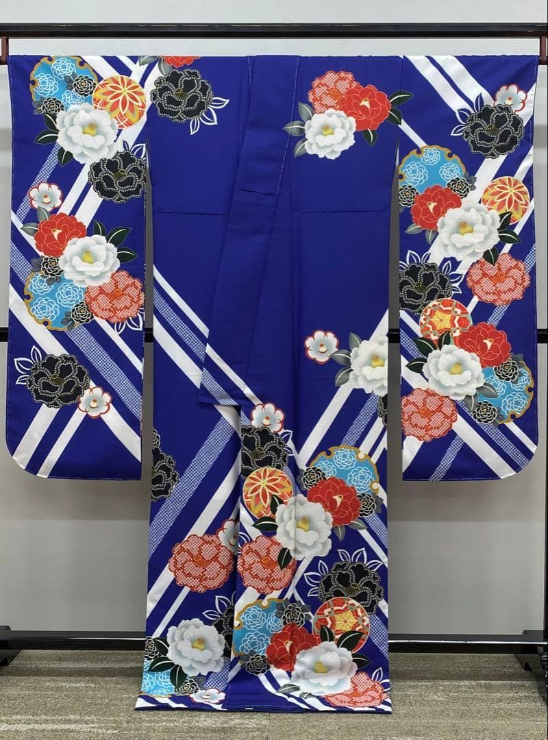 ポリエステル振袖 和モダン 身丈170cm 躾糸付き - メルカリ