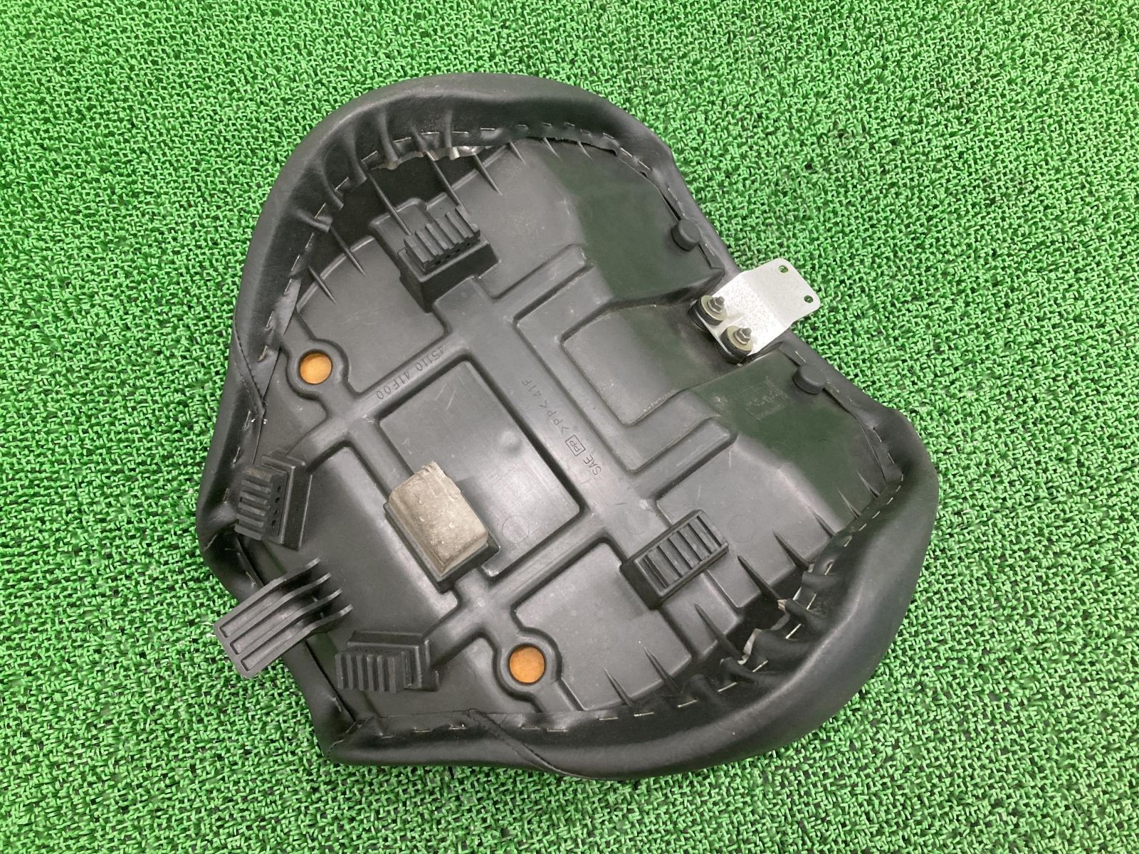 イントルーダークラシック400 純正シート イントルーダークラシック400