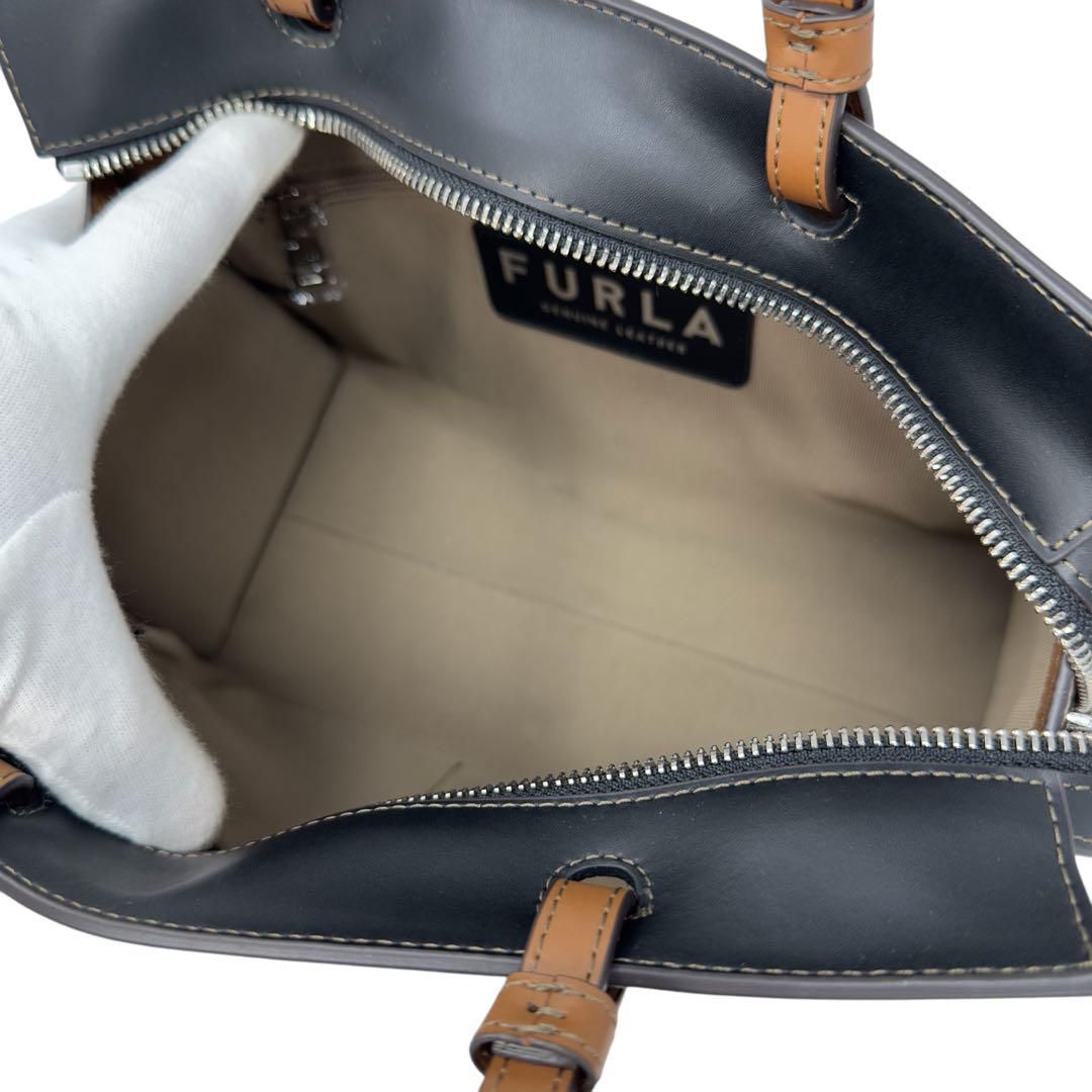 フルラ WB00731 BX1203 GHN F ヴァーシティ トートバッグ - メルカリ 