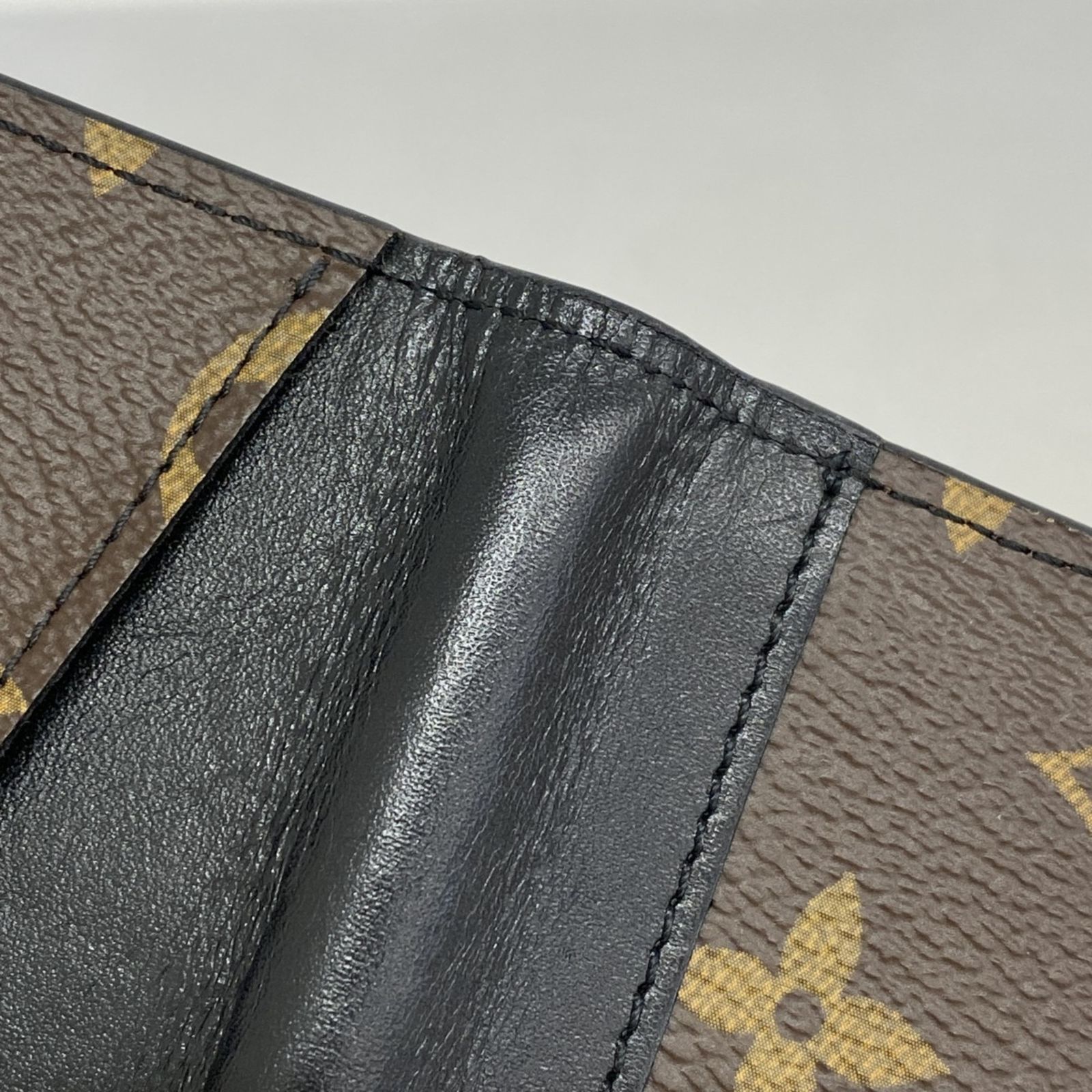 ルイヴィトン マカサー  ブラック 名刺入れ ルイ・ヴィトン(Louis Vuitton) ルイ・ヴィトン 名刺入れ