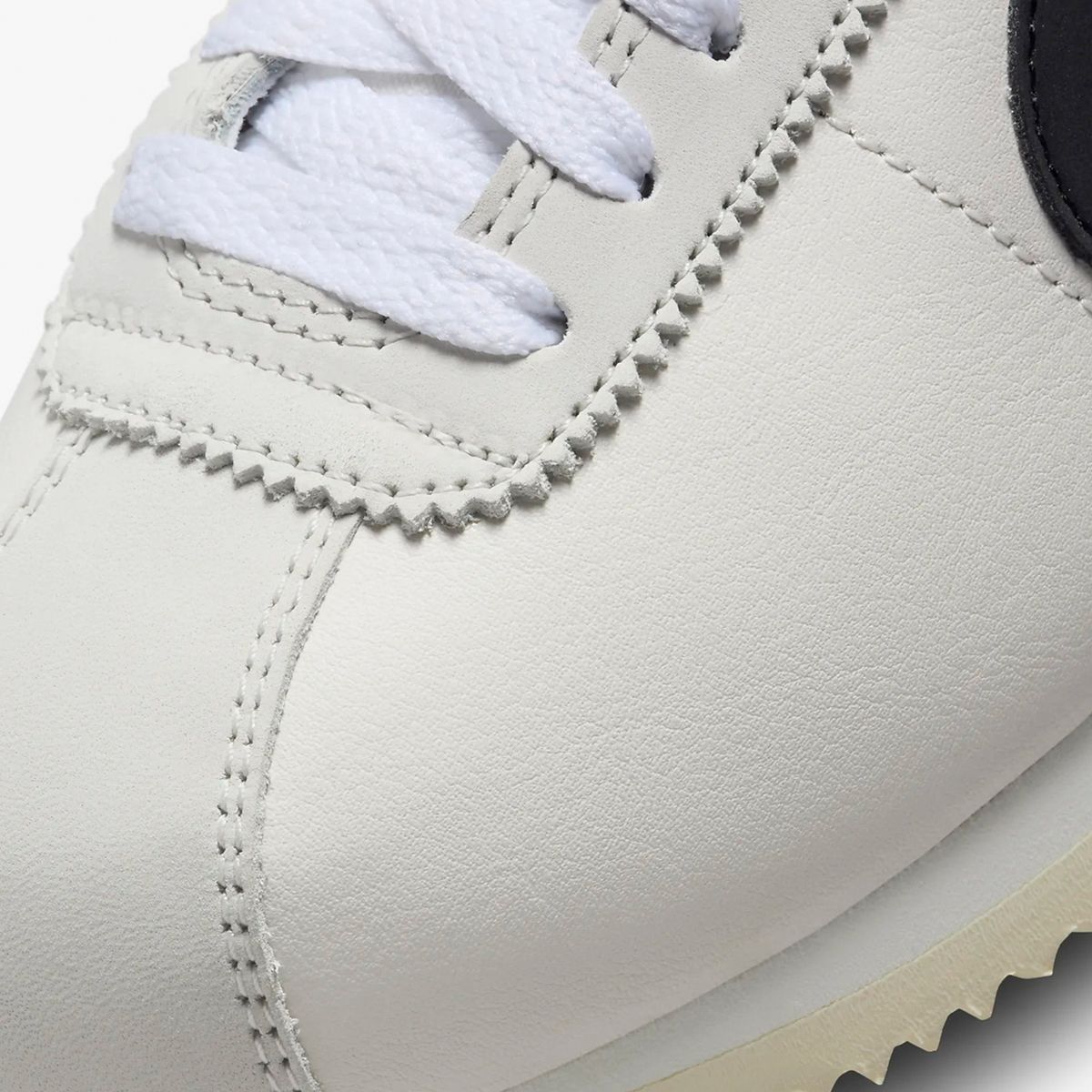 ナイキ] コルテッツ SE [W Cortez SE] ファントム/ライトボーン