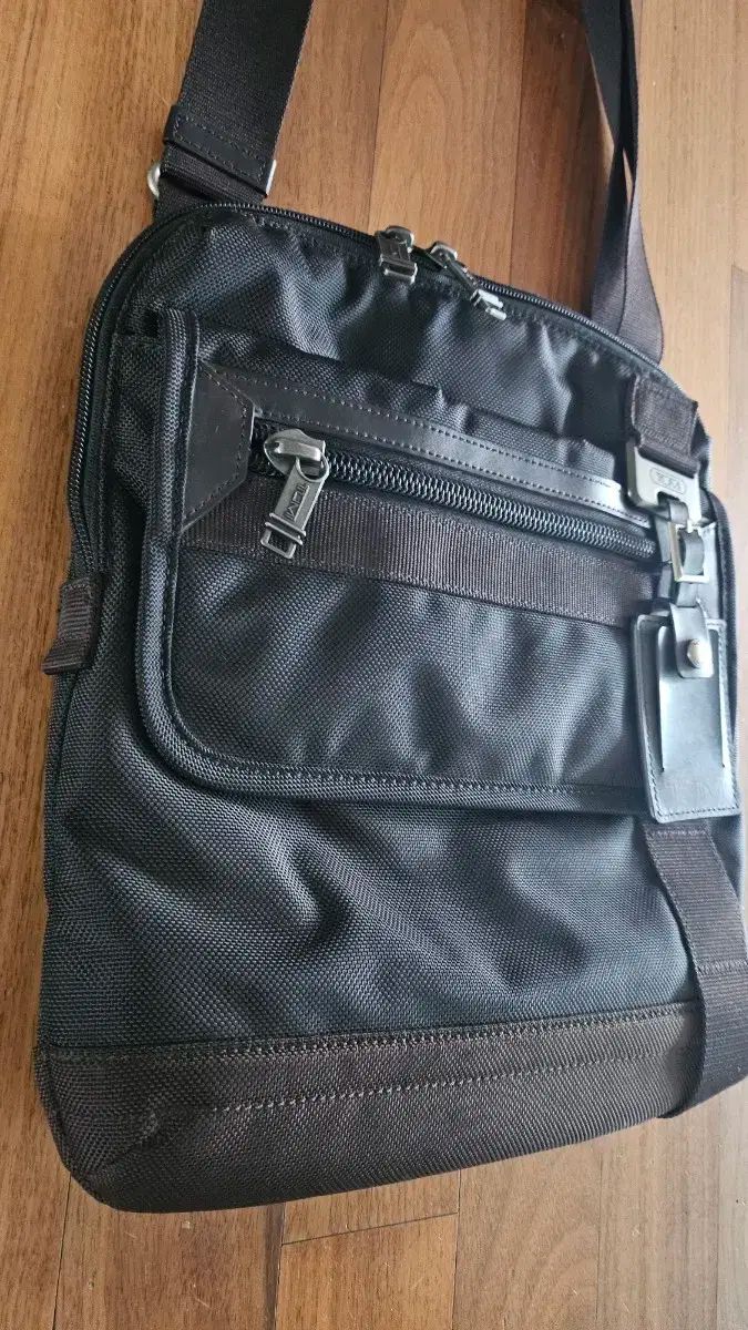 クロスバッグ メッセンジャーバッグ