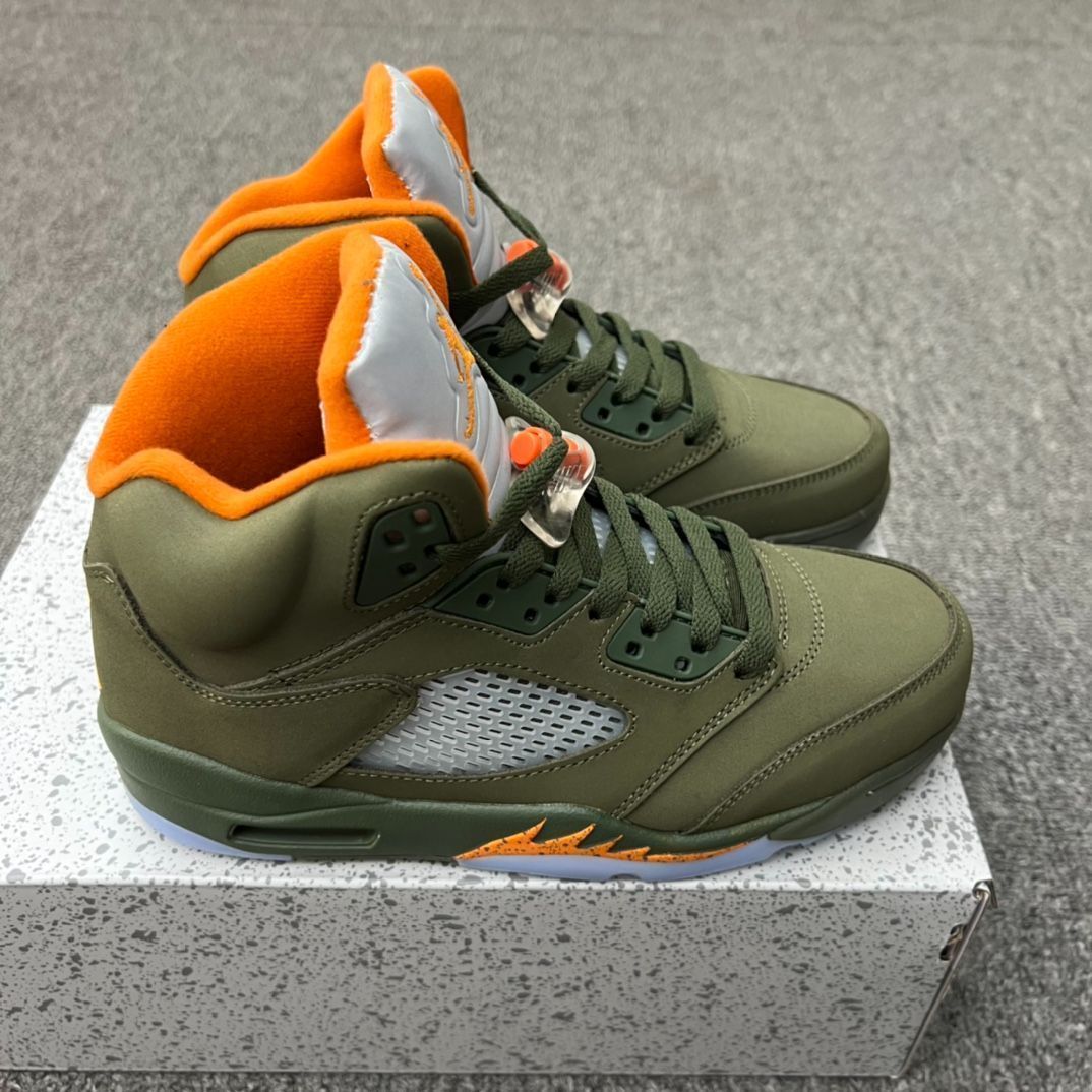 新品未使用 ナイキ NIKE AIR JORDAN 5 “OLIVE” ARMY OLIVE/SOLAR ORANGE DD0587-308 エアジョーダン  5 - メルカリ