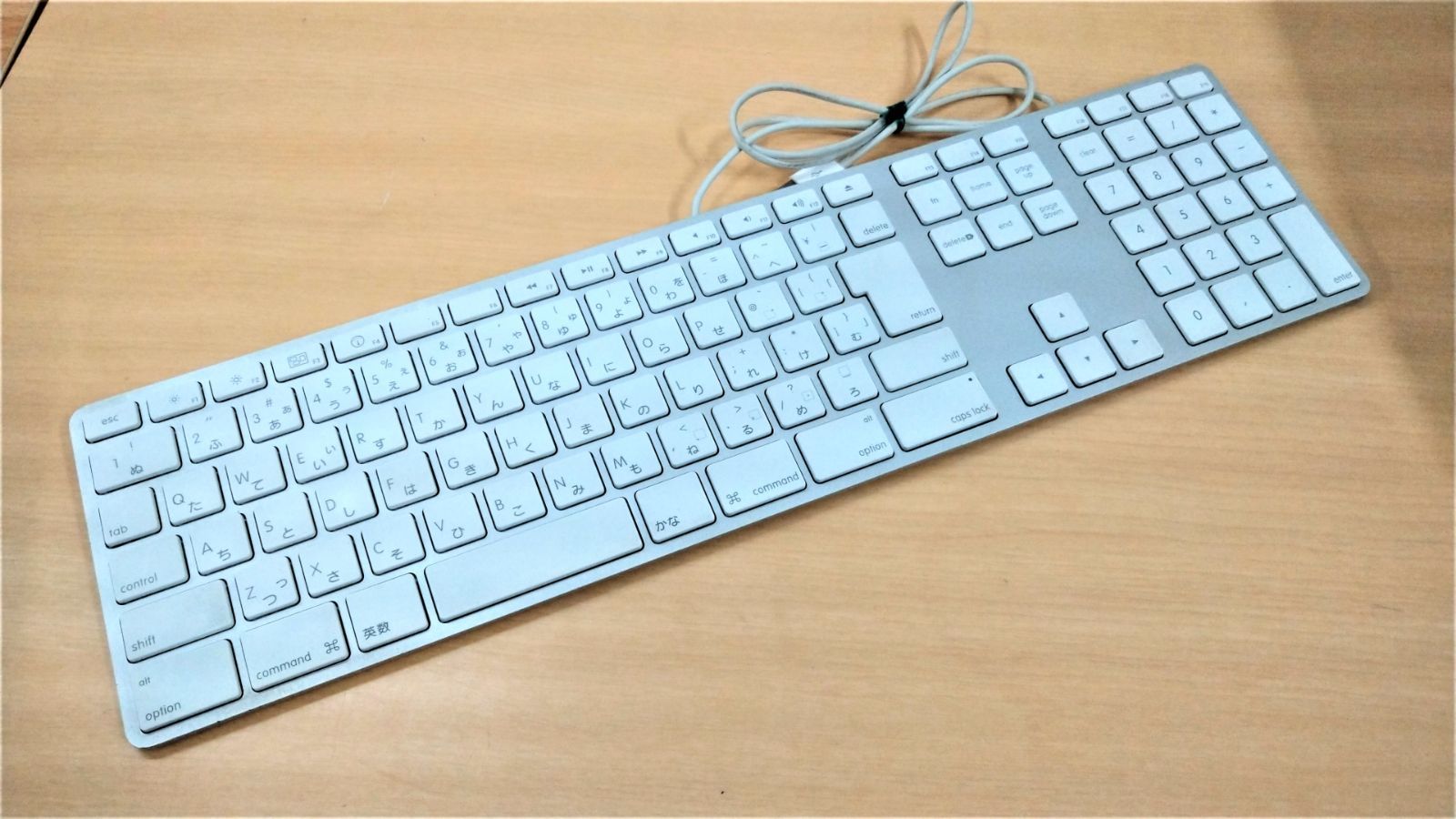 Mac Apple純正 USBキーボード JIS配列 テンキー付き A1243