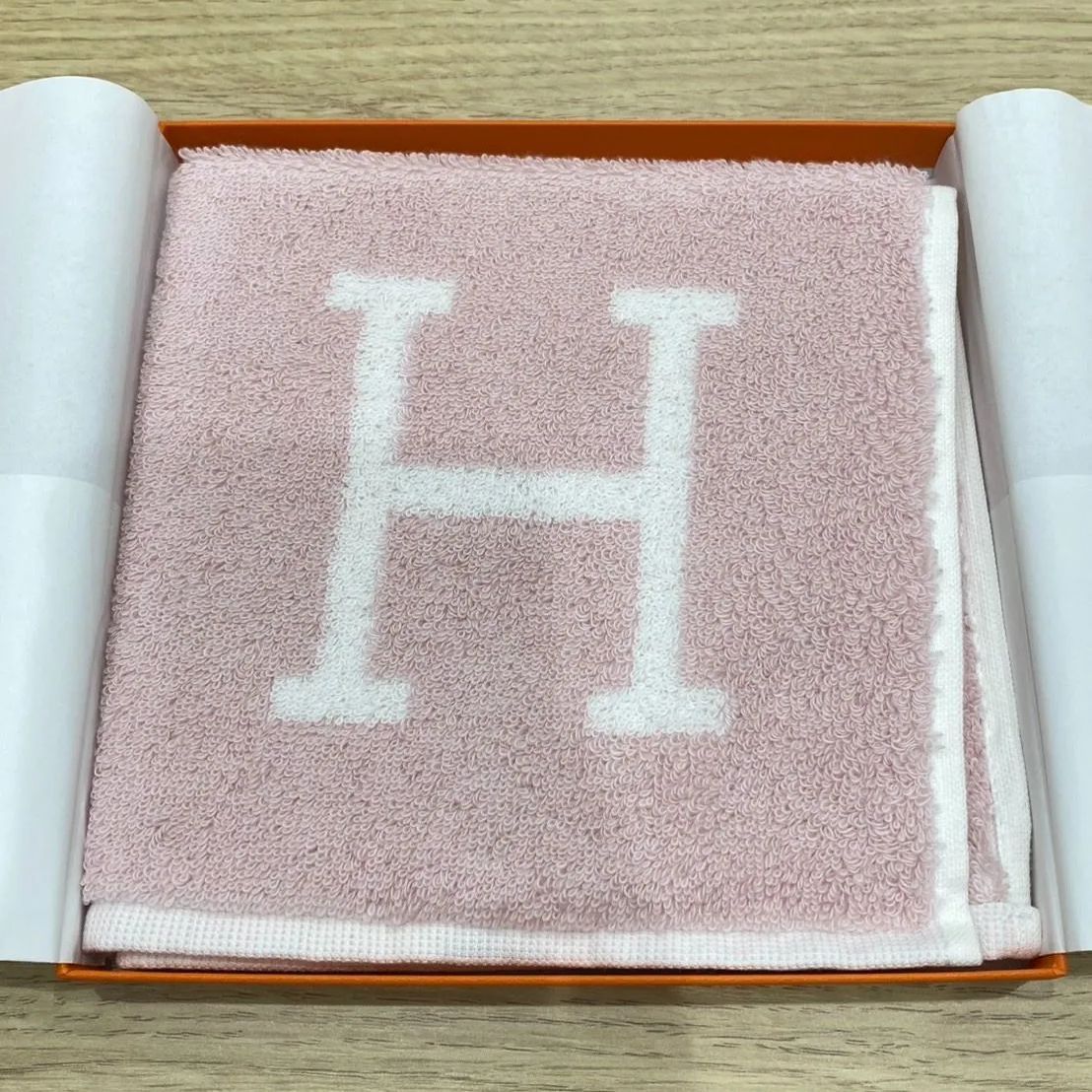 新品未使用 紙タグ付 エルメス アヴァロン ハンカチ タオル H柄 美品