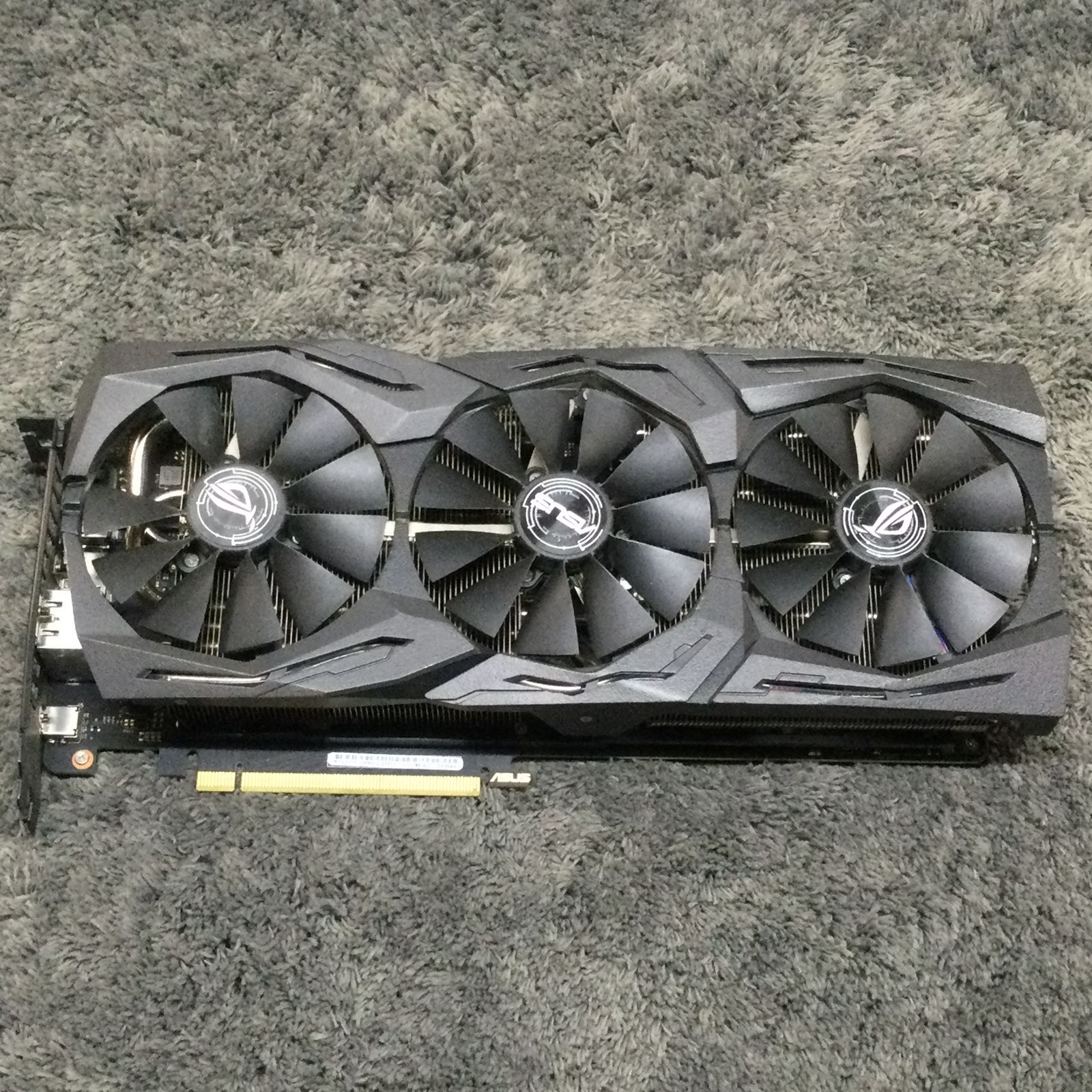 ⑥ ASUS ROG-STRIX-RTX2070-O8G-GAMING グラフィックボード