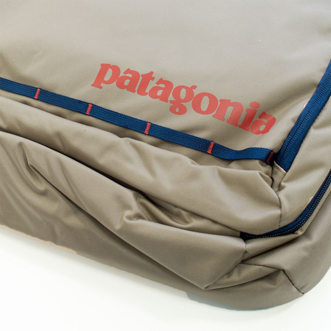 パタゴニア トレス・MLC 45L カーキ ショルダーバッグ バック