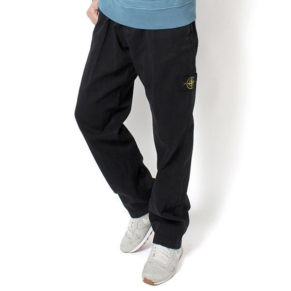 25AWモデル ストーンアイランド STONE ISLAND バッジワッペン付き