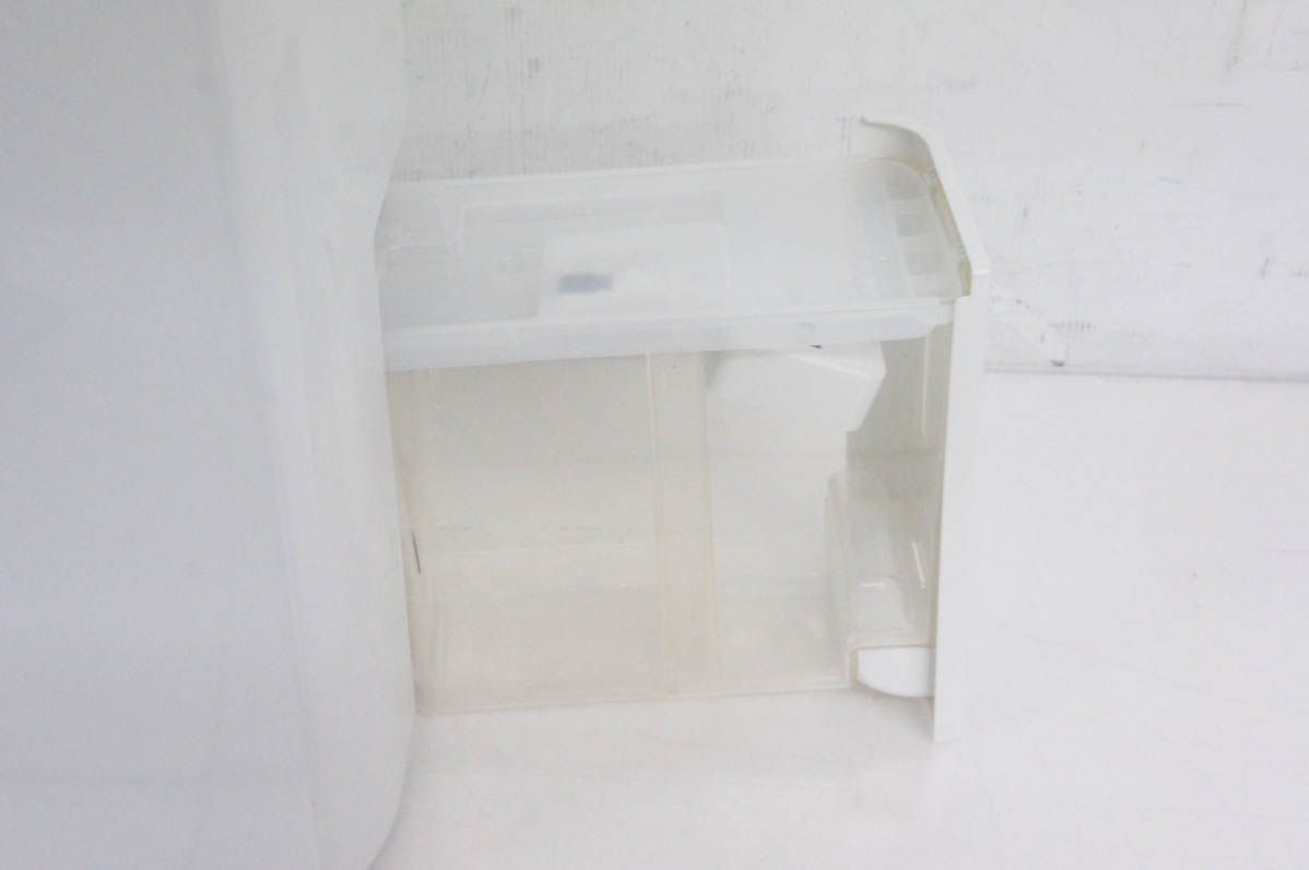 コンプレッサー式除湿機