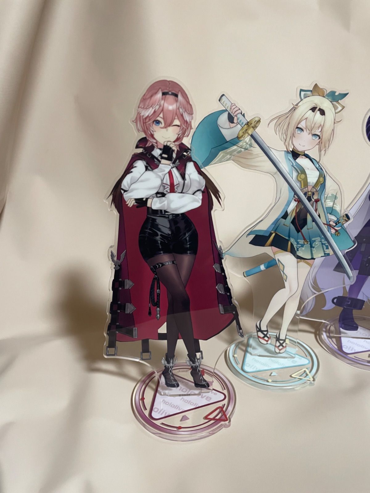 ホロライブ 3Dアクリルスタンド 5人セット - メルカリ