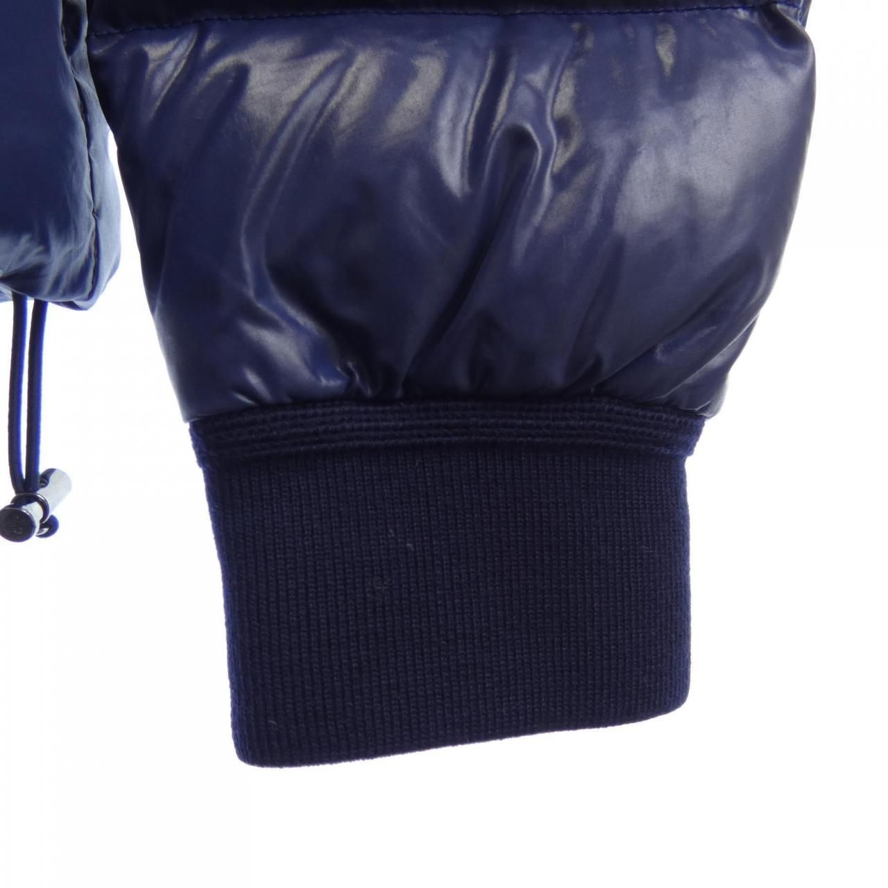 磨かれた モンクレール MONCLER AUBERT ダウンジャケット