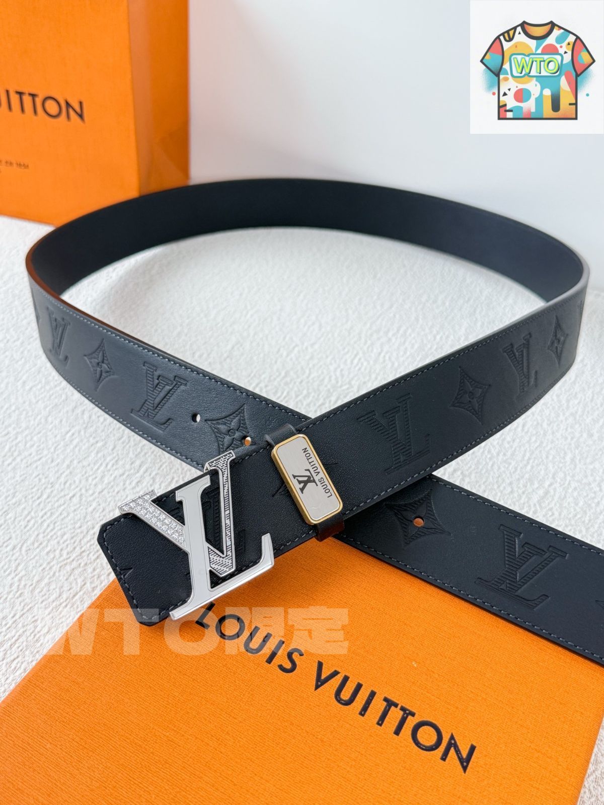 louis vuitton ベルトバッグ 新品未使用 LOUIS VUITTON ルイヴィトン ベルト LV