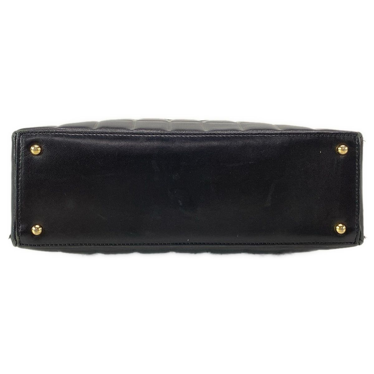 シャネルラムスキンチョコバー トートバッグ A17809 CHANEL(シャネル) トートバッグ チョコバー A17809 黒 ゴールド