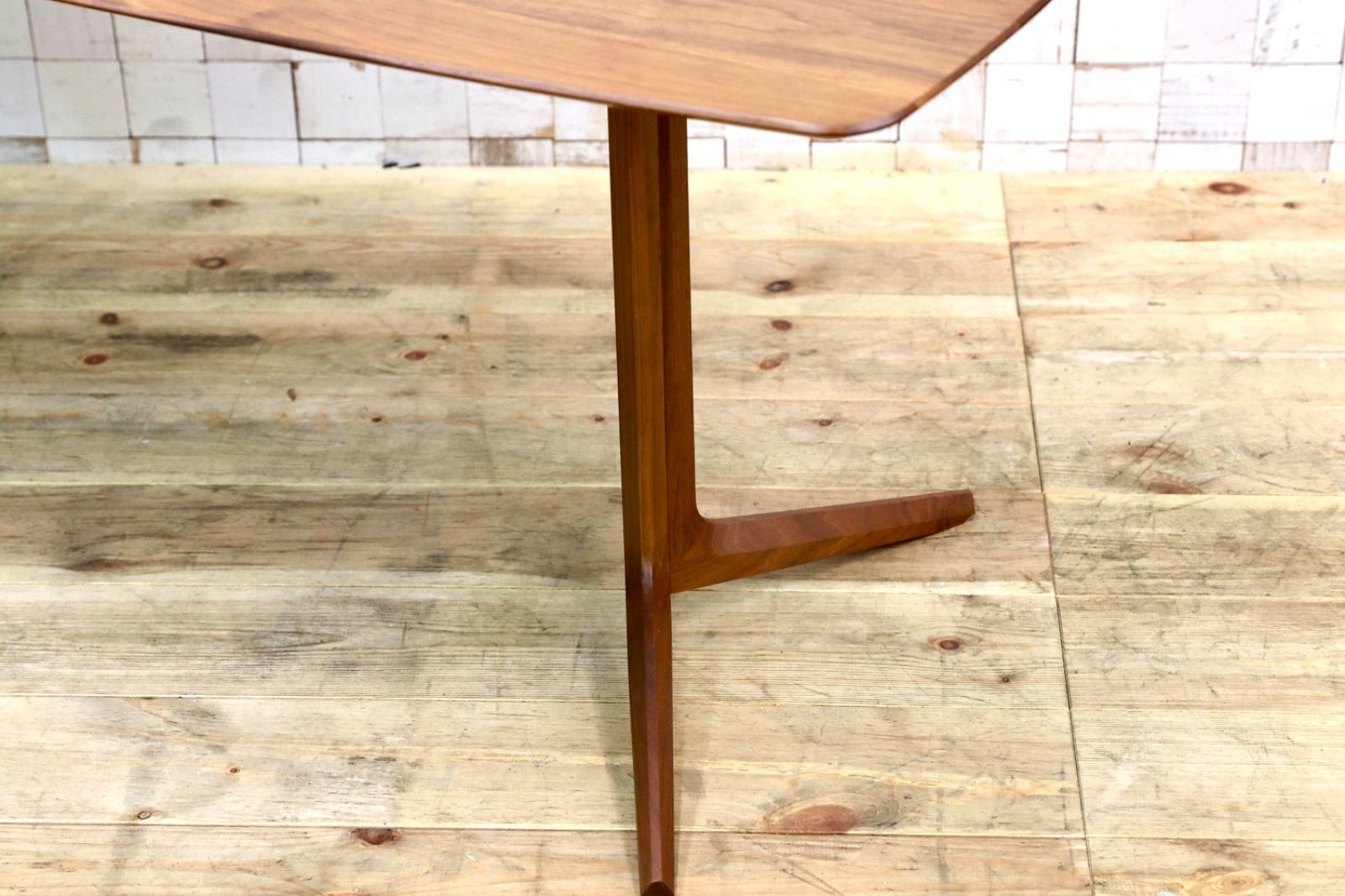 GMIS293 冨士ファニチア FUJI FURNITURE Perche Living Table ペルシェ リビングテーブル ウォールナット材 カフェテーブル 定価19万