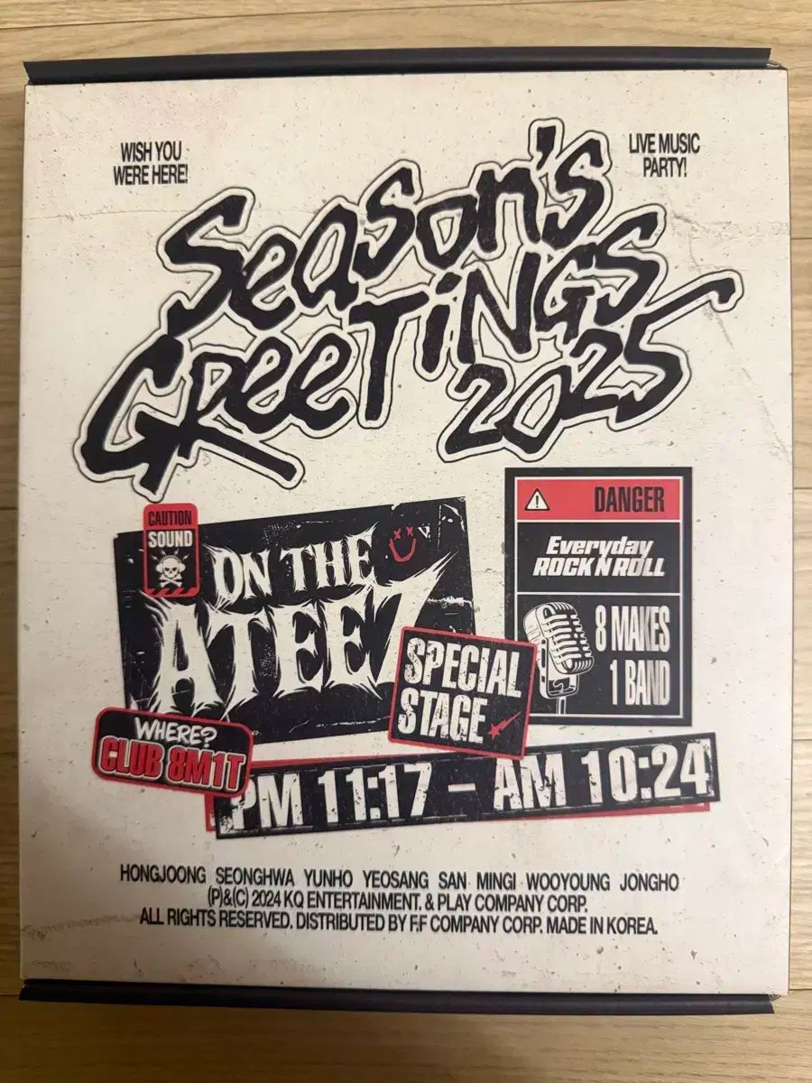 ATEEZ(エイティーズ・アチズ) 2025 シーズングリーティング