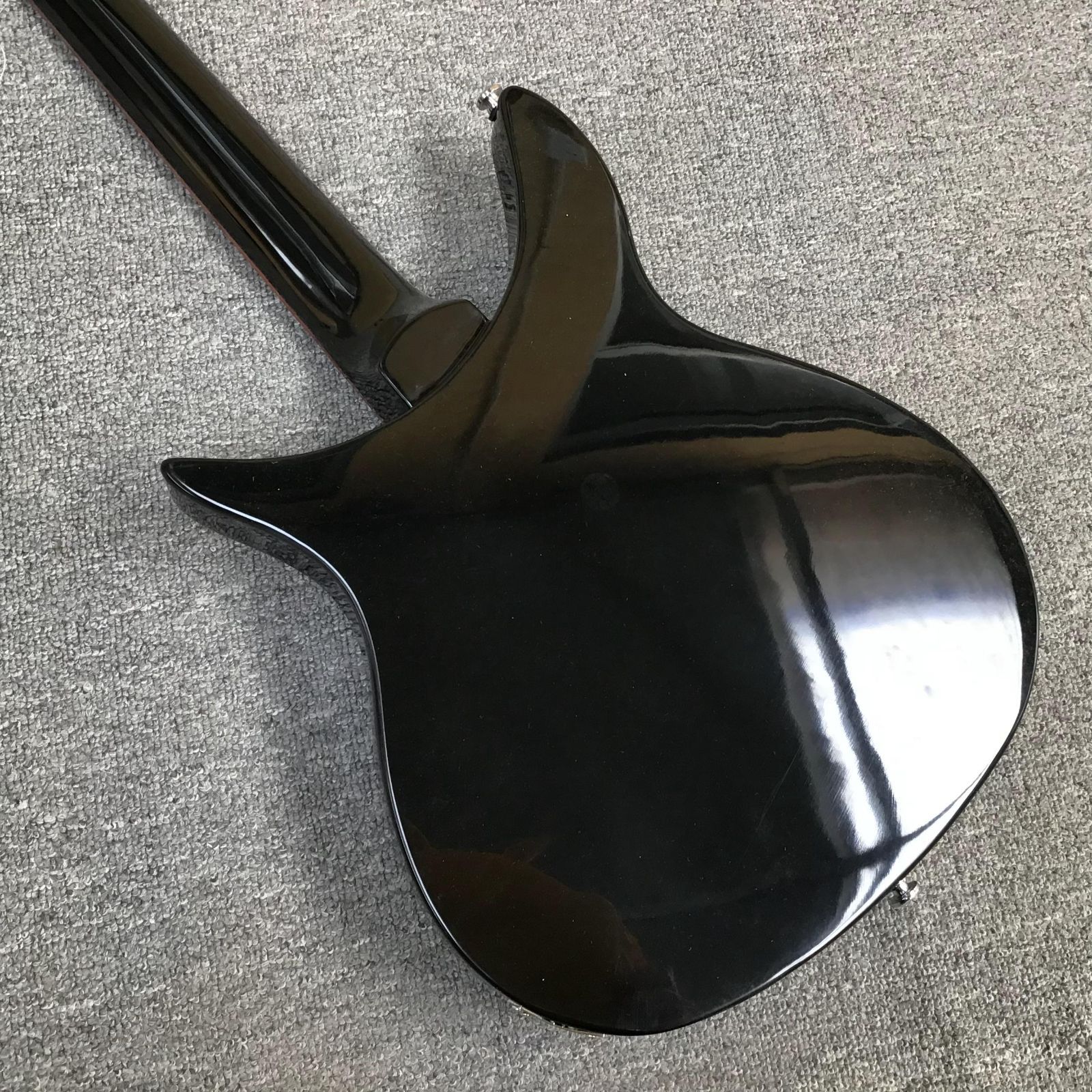 リッケンバッカービグスビータイプ 325ゴールドピックガード