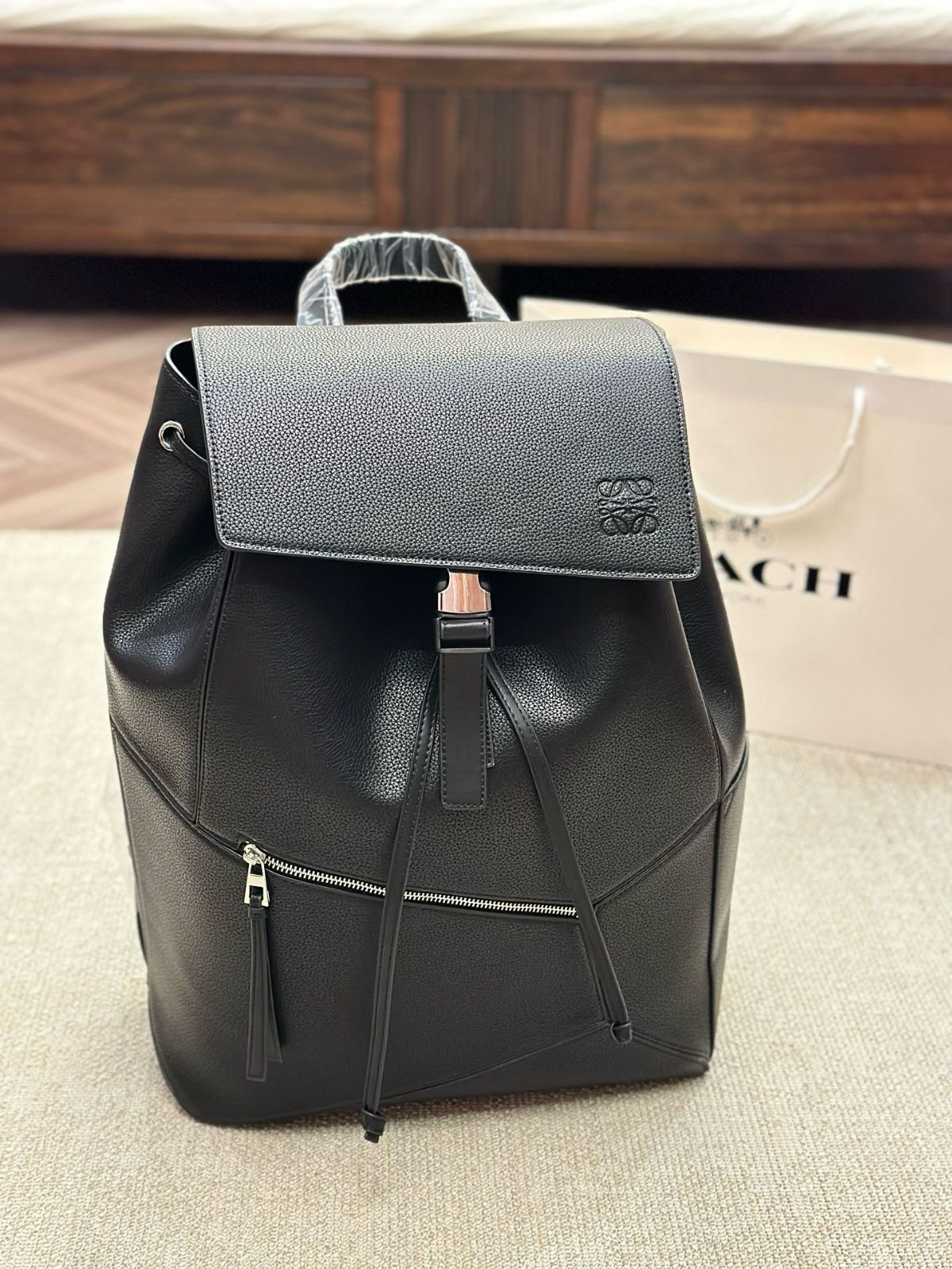 新品未使用 箱付  Loewe ノベルティトートバッグ 専用ページ