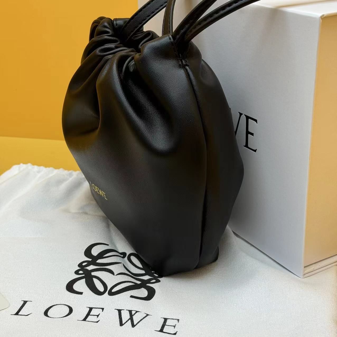 LOEWE　ロエベ ショルダーバッグ