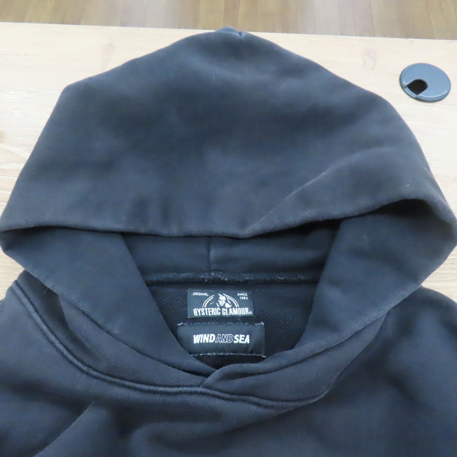 HYSTERIC GLAMOUR× WIND AND SEA パーカー Mサイズ (C7-64) T