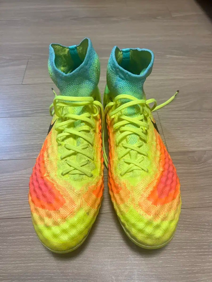 ナイキ マジスタオブラ II SG ACC27 新品希少品】NIKE マジスタ オブラ II SG ACC 27.0cm - メルカリ