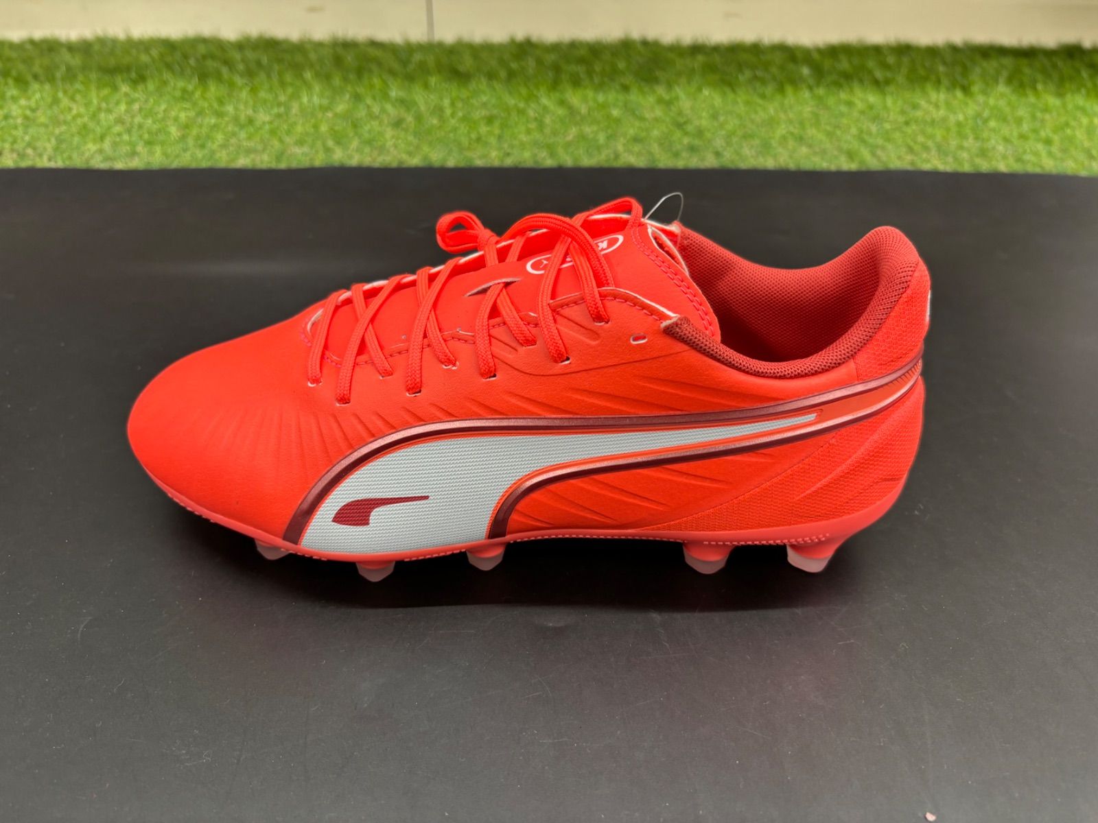 新品 PUMA キングプロ HG/AG サッカー スパイク オレンジ 28cm 【公式