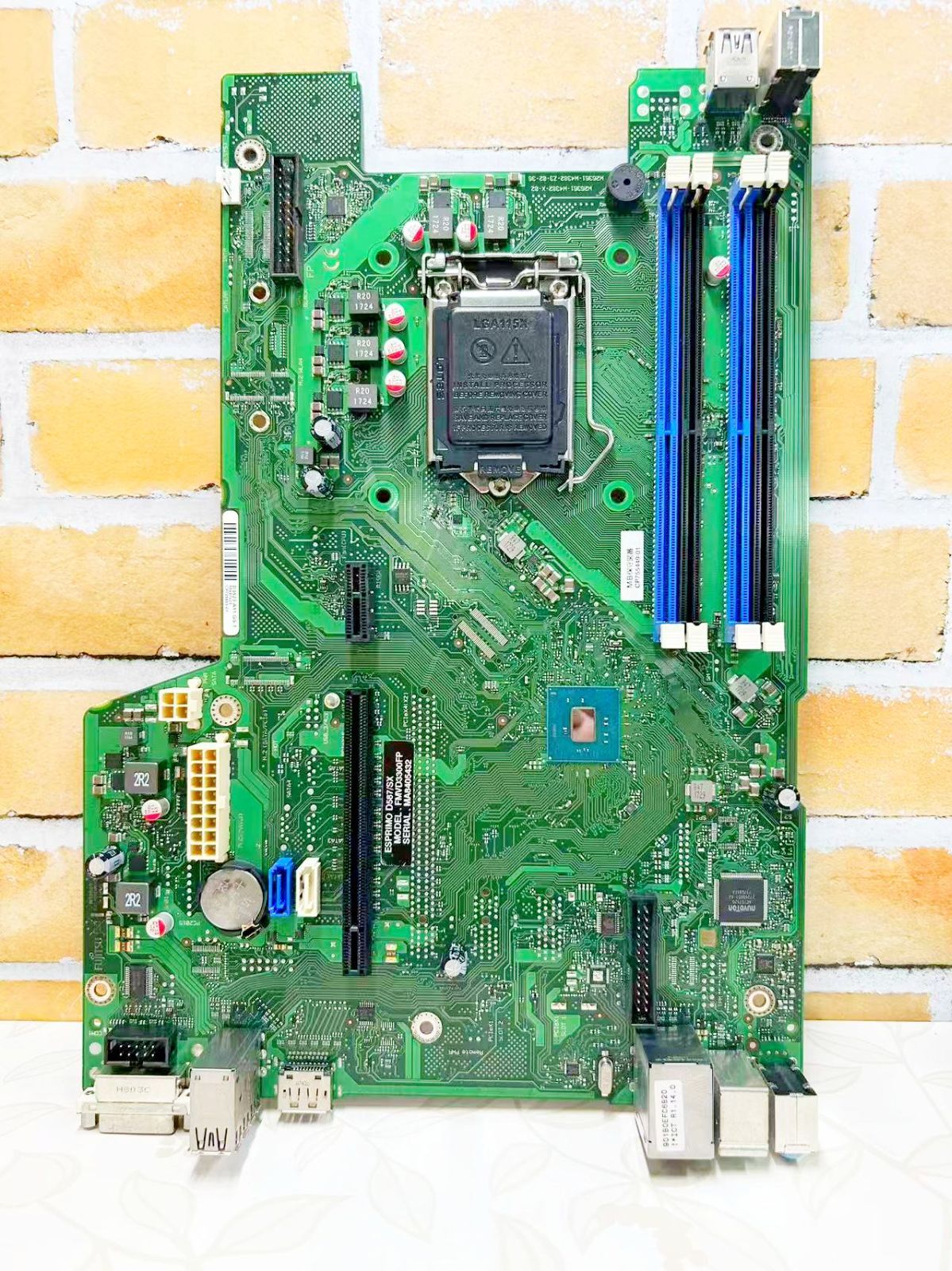 プリンさん専用　マザーボード YL0112☆富士通 ESPRIMO D587/SX 交換用マザーボード FMVD3300FP D3523