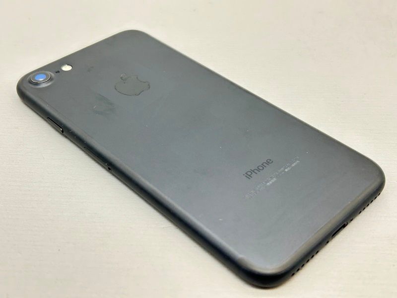 iPhone7 128GB SoftBank 本体のみ Apple iPhone 7 128GB SoftBank 価格比較 - 価格.com