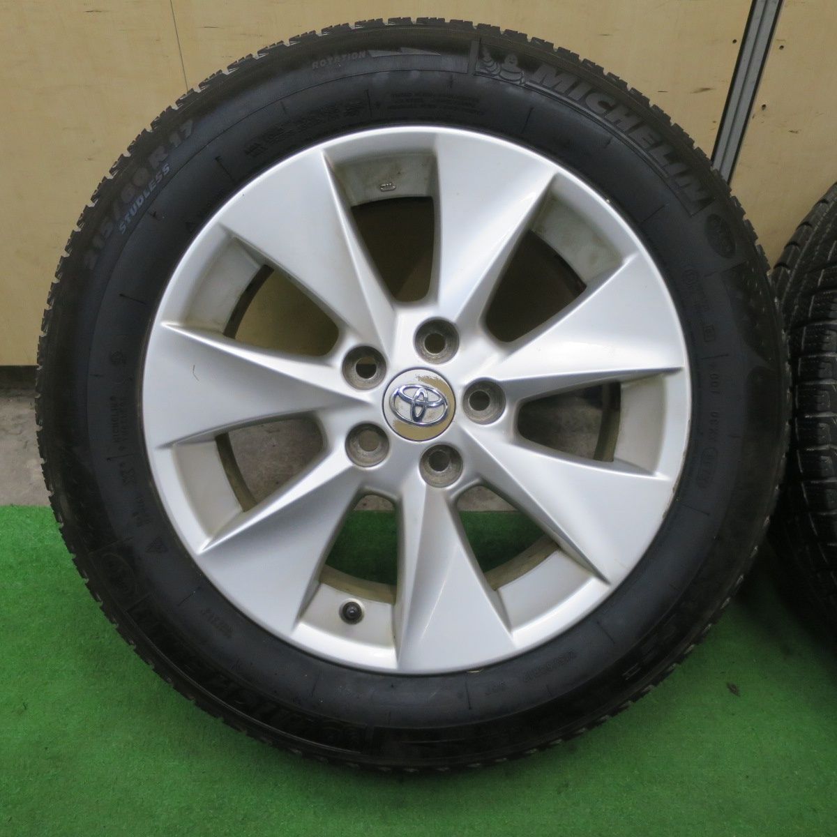 4本価格☆トヨタ 20系 アルファード ヴェルファイア 純正 215/60R17 