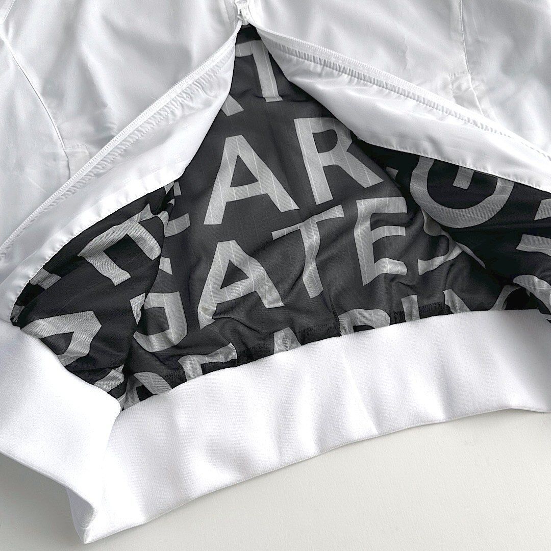 新世代の PEARLY GATES パーリーゲイツ 定価40 700円 メンズ 高機能素材 防水 透湿 タフレックス ソーラーセンサーL ロゴ裏地 ストレッチ フルジップ ジャケット ブルゾン ゴルフウェア アウター ホワイト 本当にお買い得です！