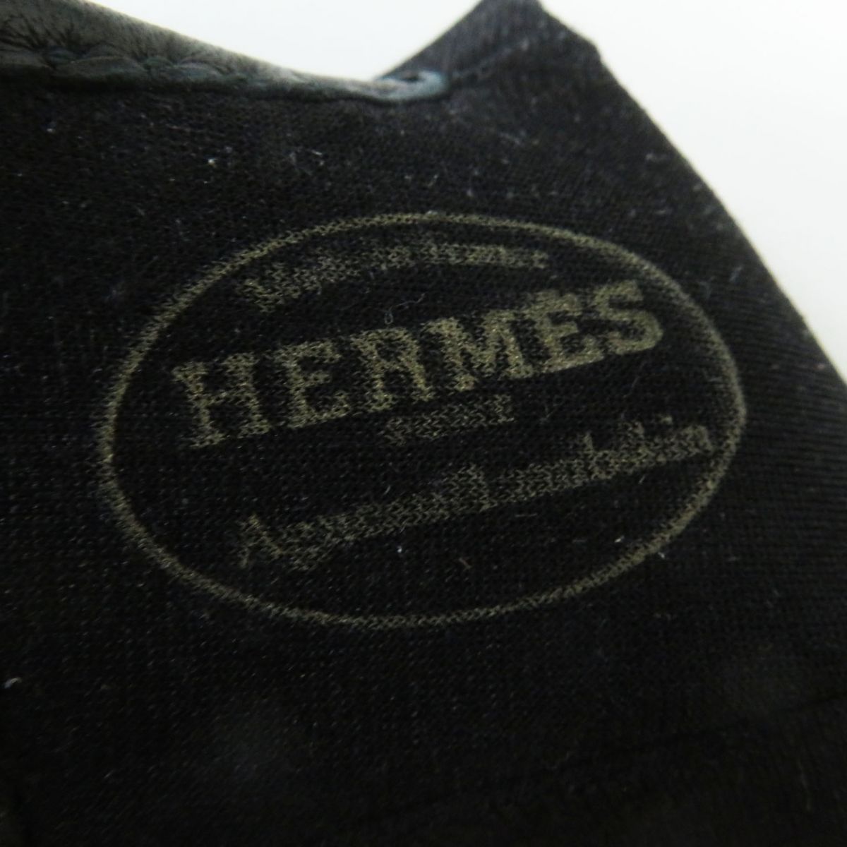 未使用品◎正規品 仏製 HERMES エルメス レディース ケリー金具 ラムスキン グローブ／手袋 黒×ゴールド金具 7 1／2 20.5cm 箱・タグ付き23cm中指