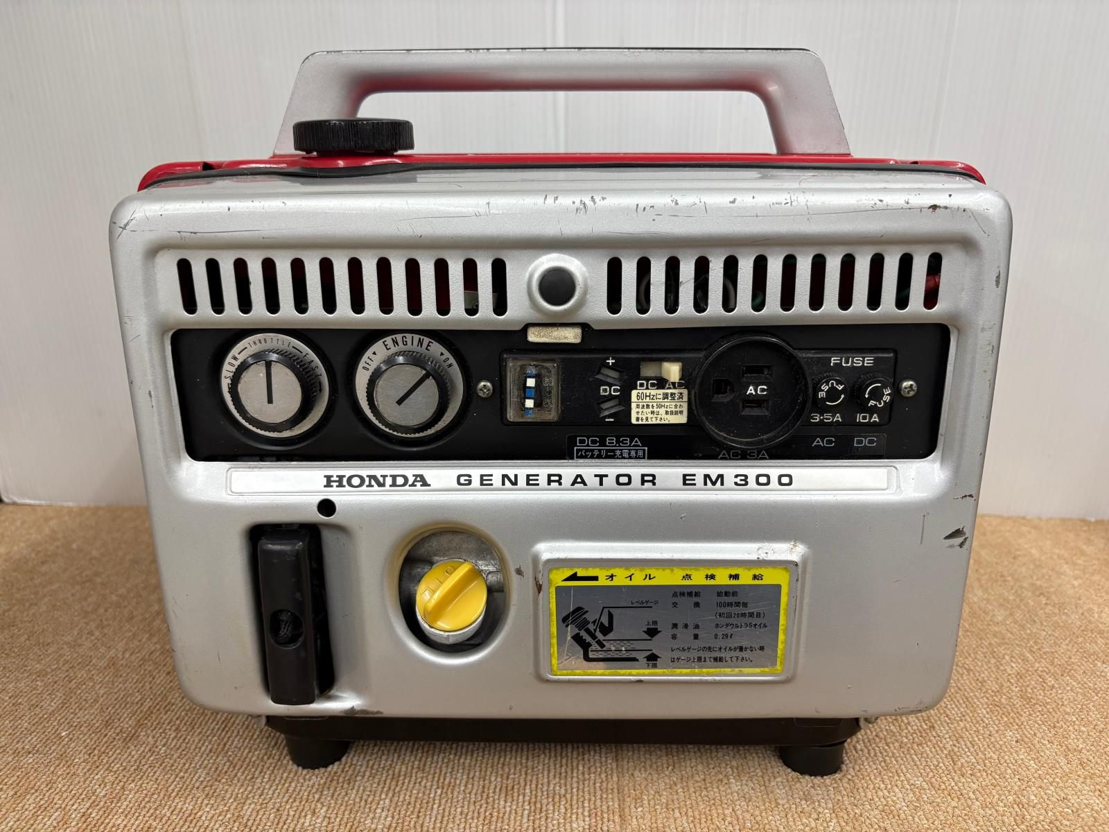 ジャンク HONDA ホンダ GENERATOR 発電機 EM300 25042211