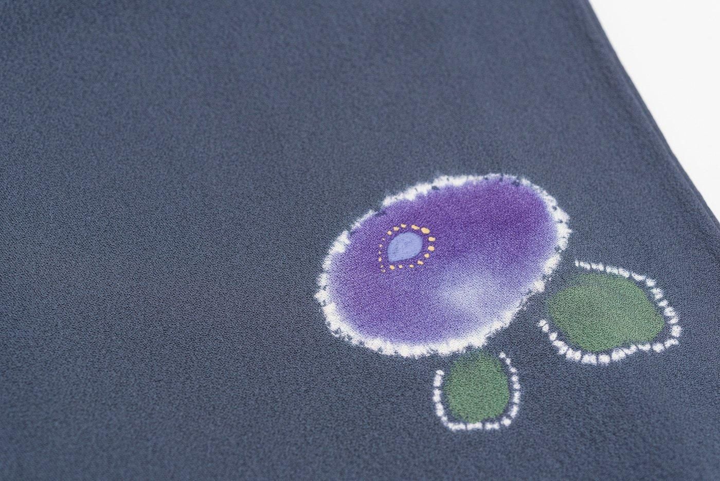 付け下げ 紫と青の菊