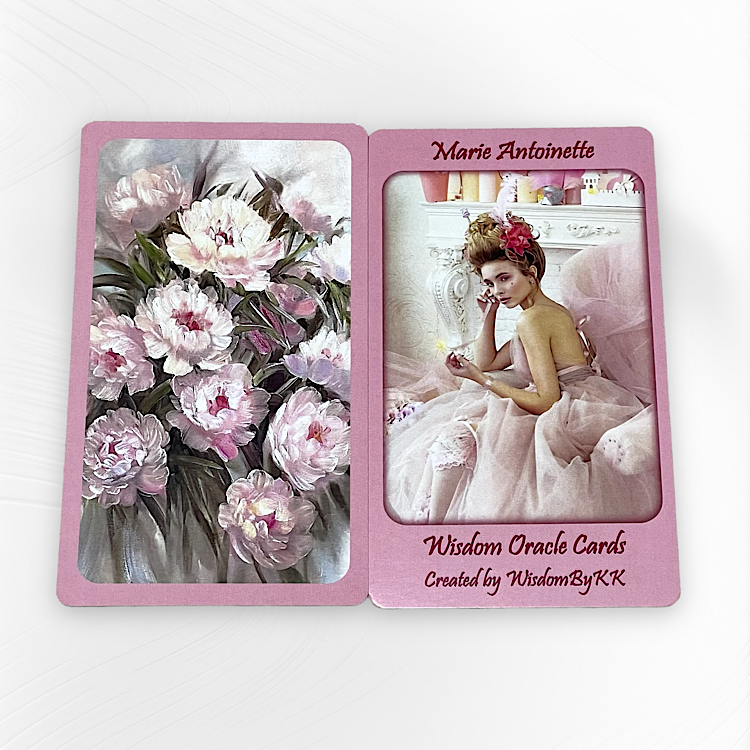ピンクの可愛いカード✨マリーアントワネット オラクルカード 未入荷 希少 人気