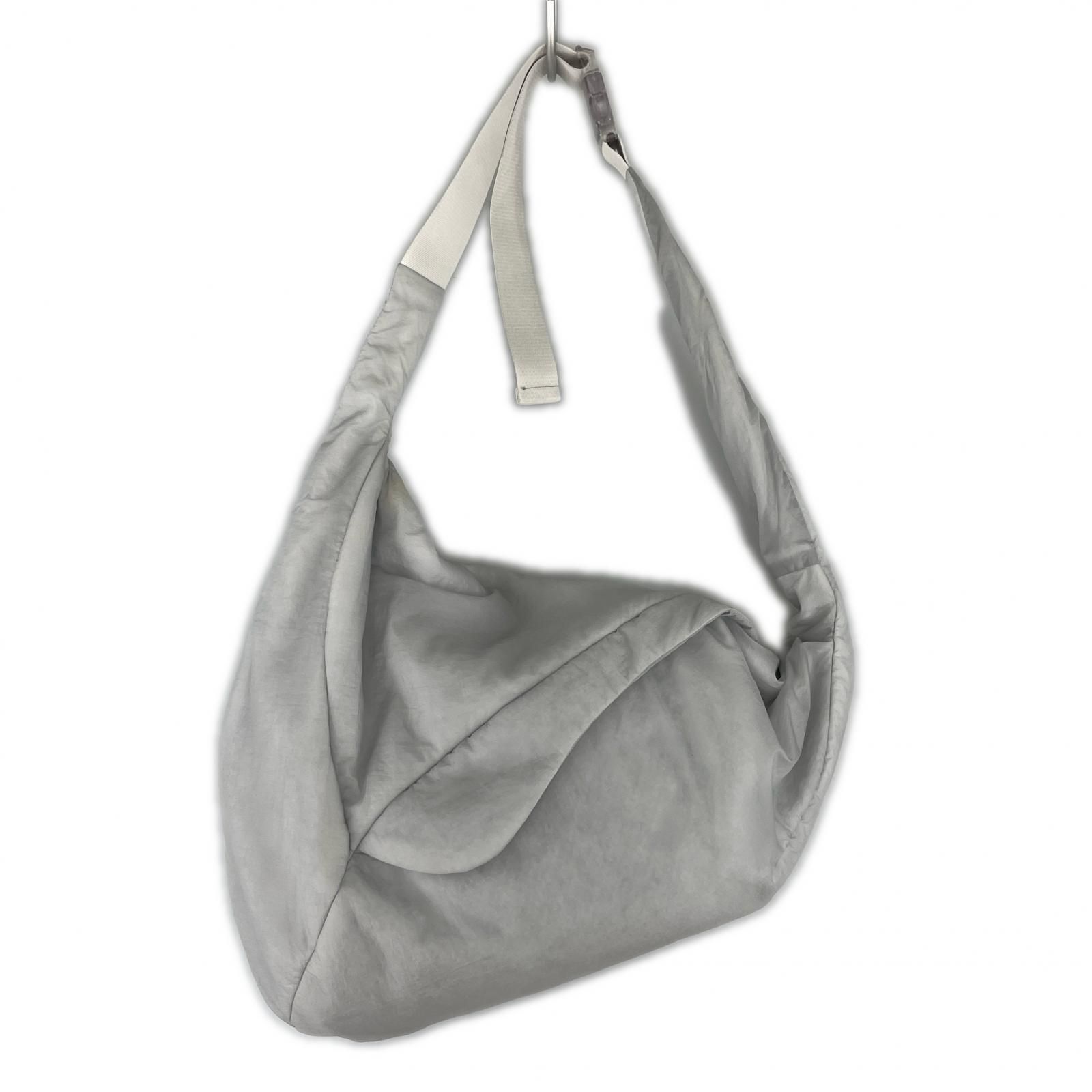 バッグ 24aw ryaw four bag green ryaw four bag バッグ 24aw ryaw four bag green 24aw ryaw four bag