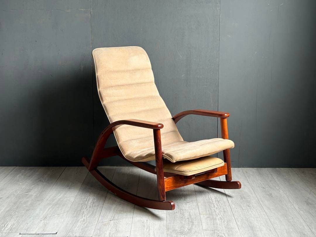 マツダのロッキングチェア