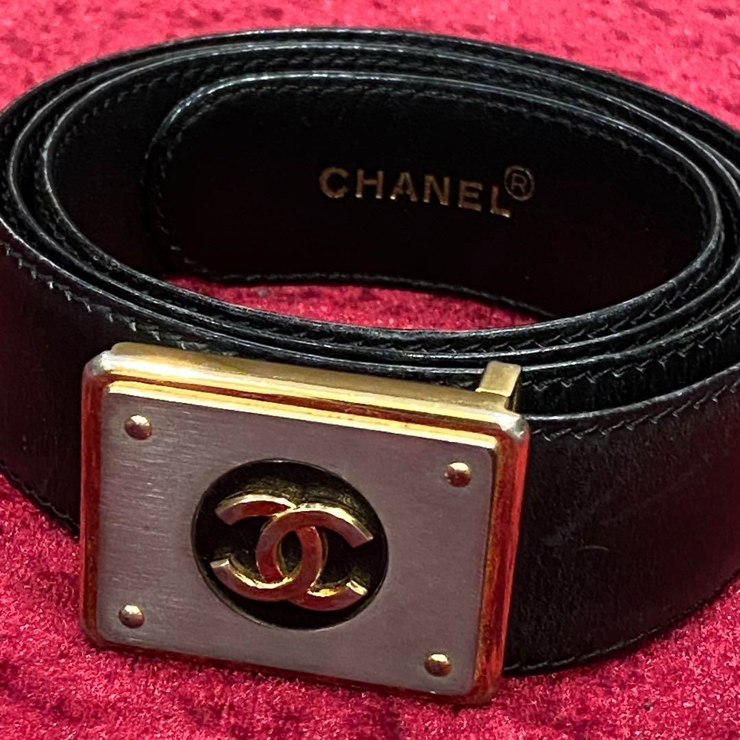 【シャネル CHANEL 】ココマーク レザー ベルト ヴィンテージ CHANEL (シャネル) ヴィンテージ デカココ ココマーク レザー