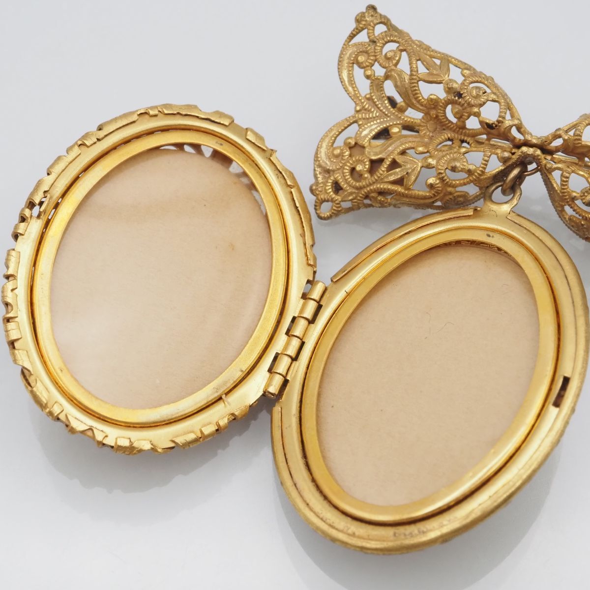 ハスケル ブローチ