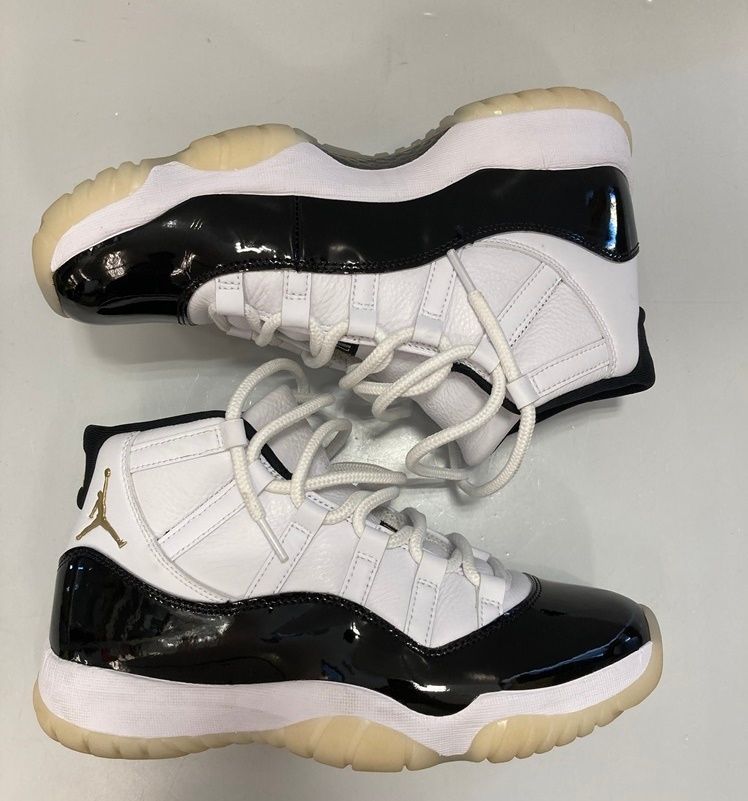 ジョーダン JORDAN Nike Air Jordan 11 Retro Gratitude ナイキ