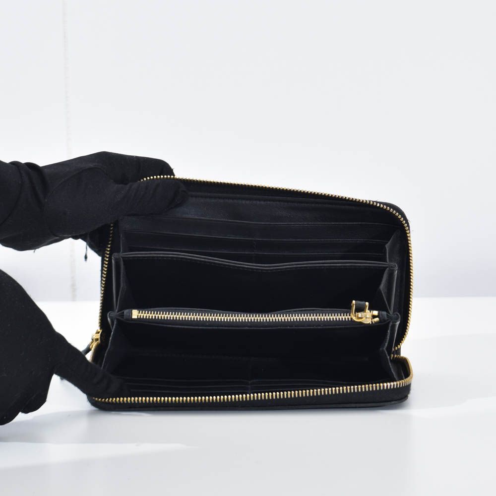 中古USED PRADA 財布 1ML506 ナイロン 250984801 中古USED PRADA 財布 1ML506 ナイロン 250984801 - メルカリ
