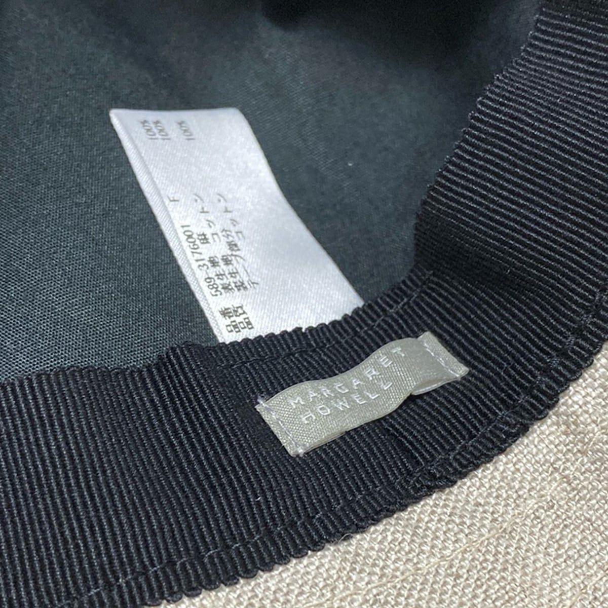 新品　マーガレットハウエル　リネン風ハット 黒リボン付き MARGARET HOWELL（マーガレットハウエル）の「LINEN GARDEN HAT