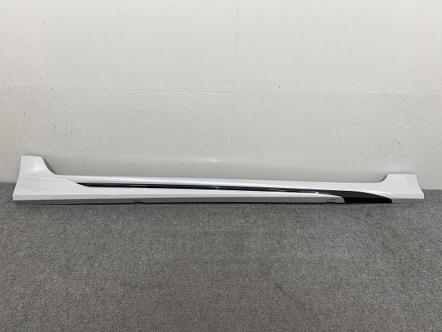 新品!カローラ スポーツ 210系/NRE210H/NRE214H/ZWE211H/ZWE213H