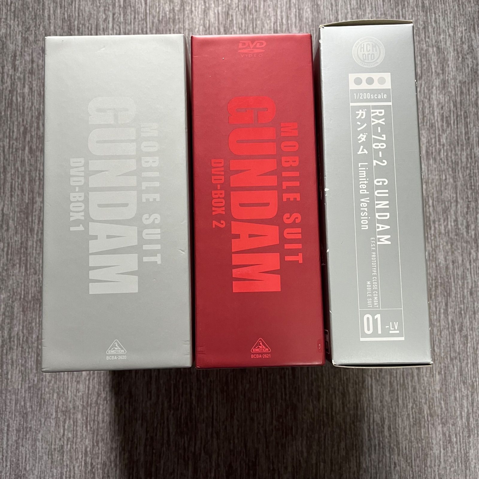 新品　機動戦士ガンダム DVD-BOX 全2巻 Amazon.co.jp: 機動戦士ガンダムDVD-BOX 【完全初回限定生産版