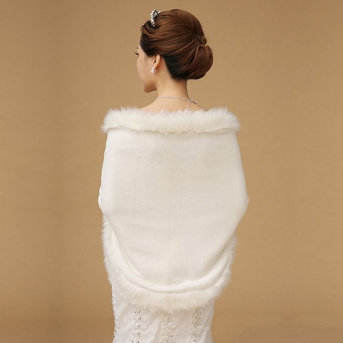 花嫁 フェイクファー