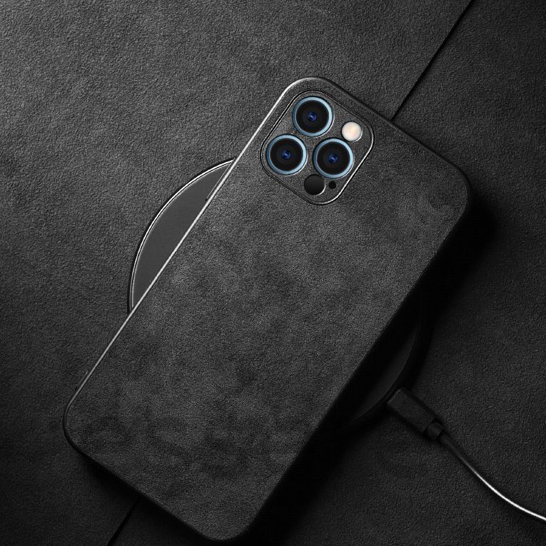スマホケース iPhoneケース ランボルギーニ アイフォンケース 耐衝撃 iPhone13 iPhone14 iPhone15 iPhone16 全機種対応 裏毛皮 ソフトケース iPhoneアクセサリー ブラック