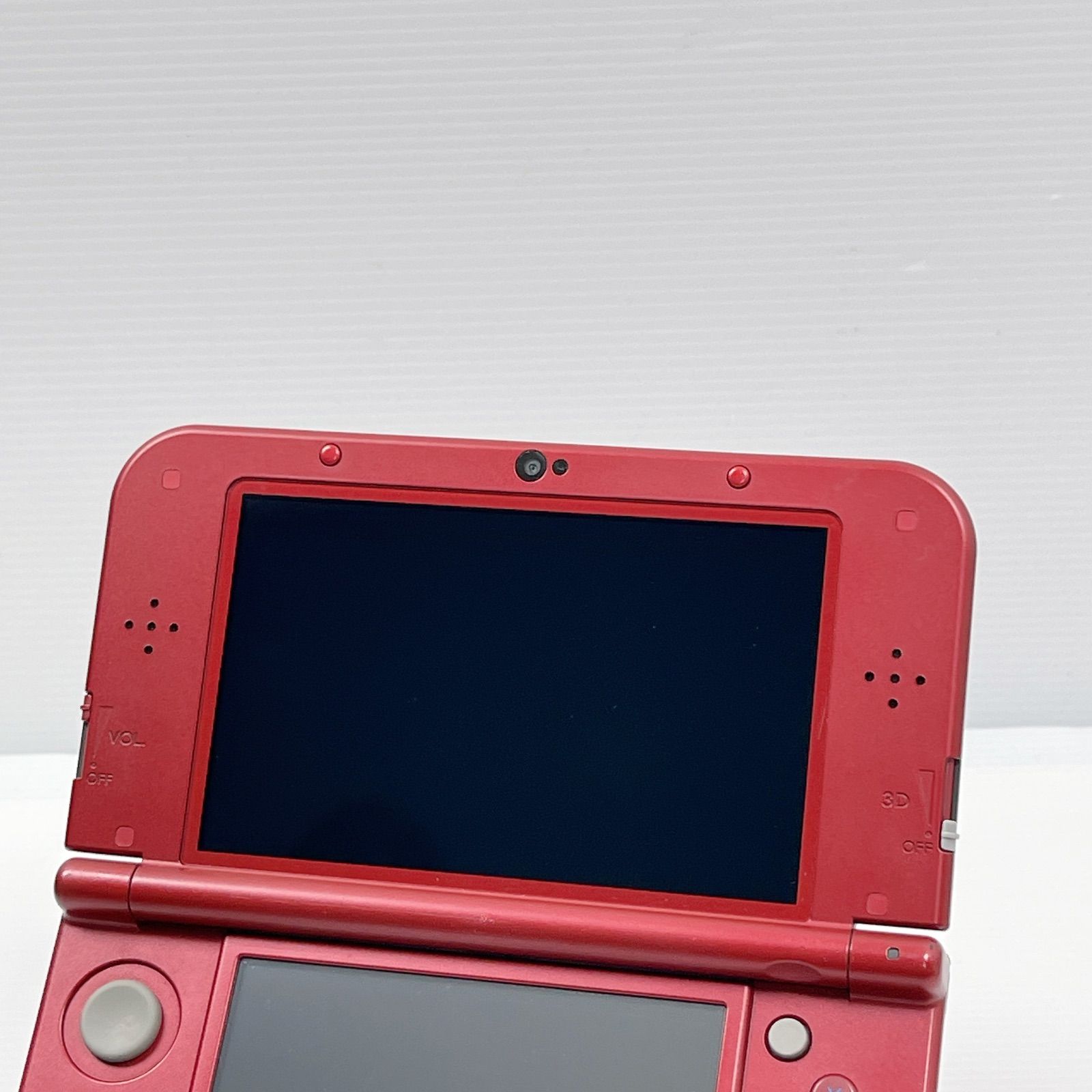 メタリックレッド